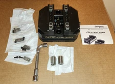 Jergens  Fixture Pro 130 mm x 160 mm Self centering 5 axis vise 5CV13041