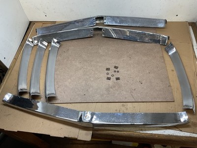 Rover P5b Kühlergrill vorne - OEM Chromeinfassung / Chromabschluss Set & Ersatzteile