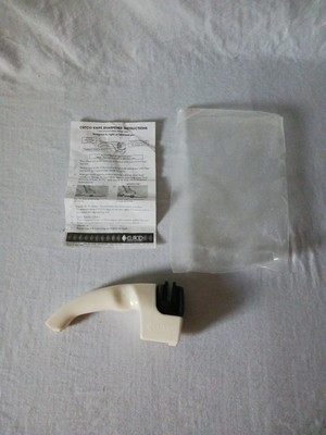 Cutco Kitchen Knife Sharpener Hand Held Pull Through White w/ Instructions - EUC