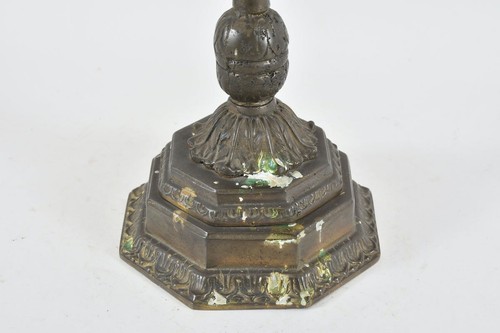 B99F41- Alte Judaica Messing Menora - Bild 9 von 12
