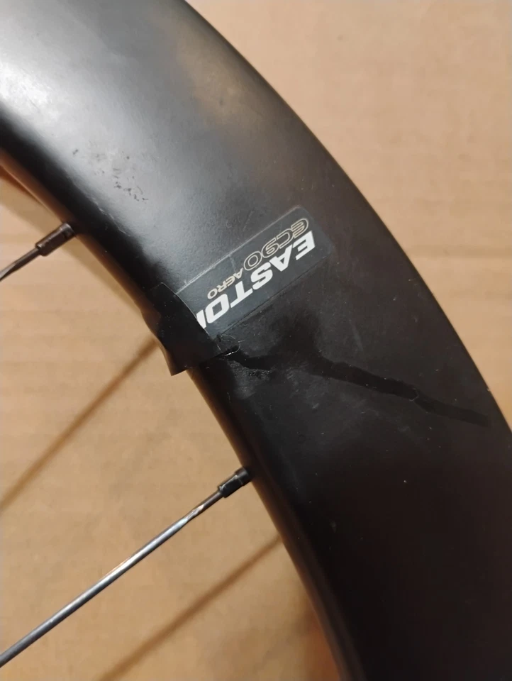 Easton EC90 Aero Rear Wheel - Image 4 of 4