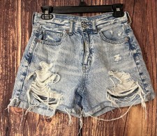 American Eagle Light Acid Wash Distressed Mom Short Denim Shorts Size 4