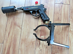 Grillblazer Su-VGun Propane Culinary and Grill Torch w/stand