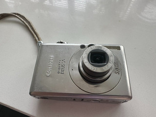 Canon Digital IXUS 55 Boxed with case and spare battery
