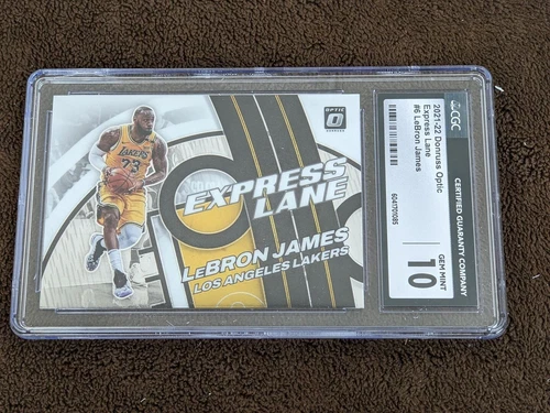 2021-22 OPTIC EXPRESS LANE CGC 10 LEBRON JAMES LAKERS