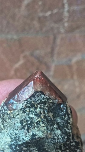 325 Cts WELL TERMINATED Red Zircon Crystal Mineral Specimens 100% Natural - Picture 9 of 11