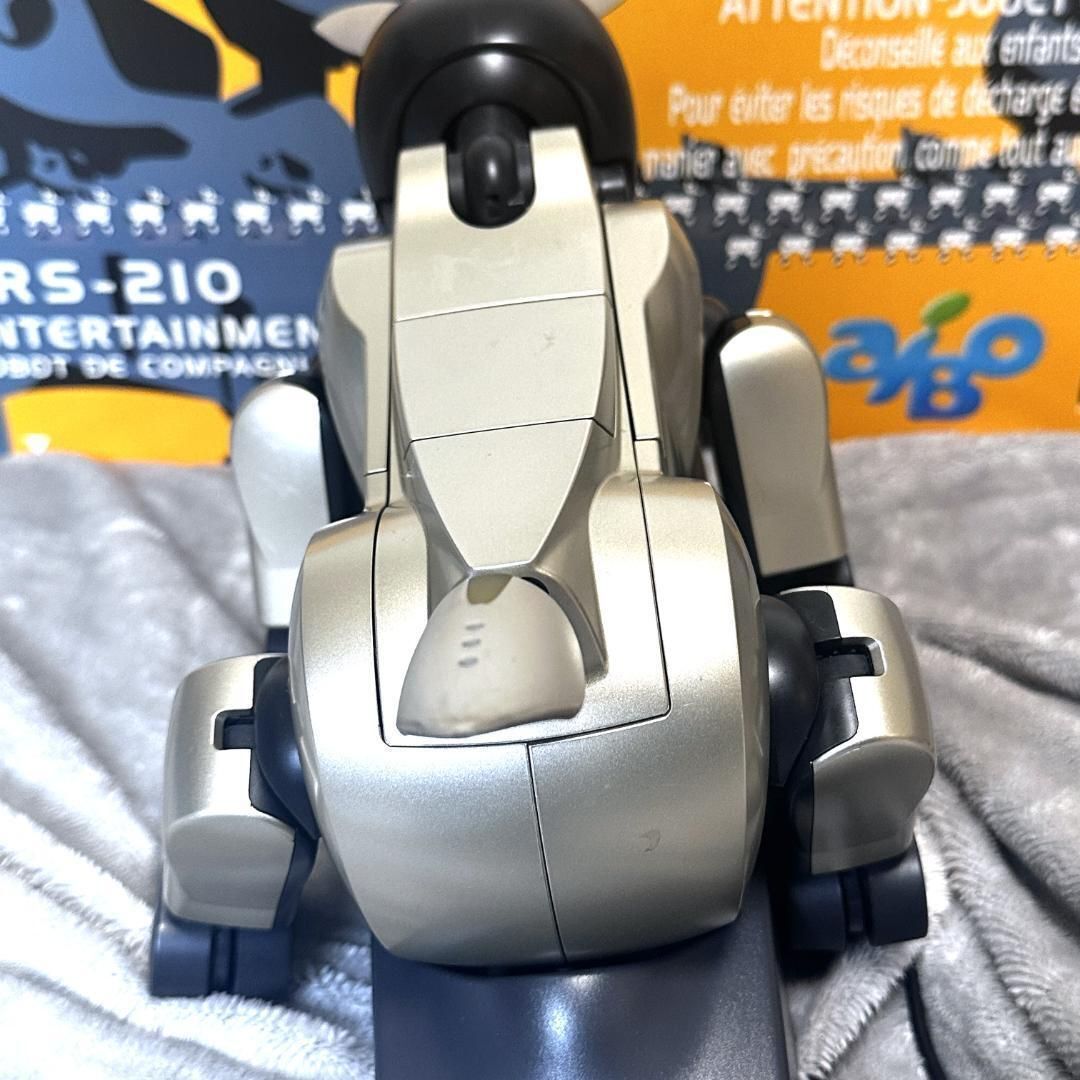 Sony AIBO ERS 210 (2nd Gen.) Robot - Silver for sale online Sony AIBO ERS 210 (2nd Gen.) Robot - Silver for sale online