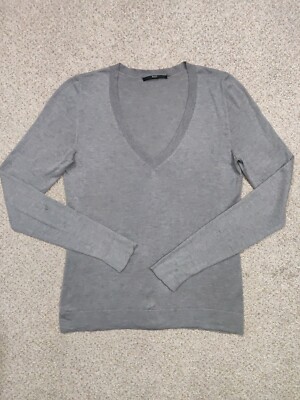 Hugo Hugo Boss Woman s Gray V Neck Long Sleeve Sweater Small (See Measurements)