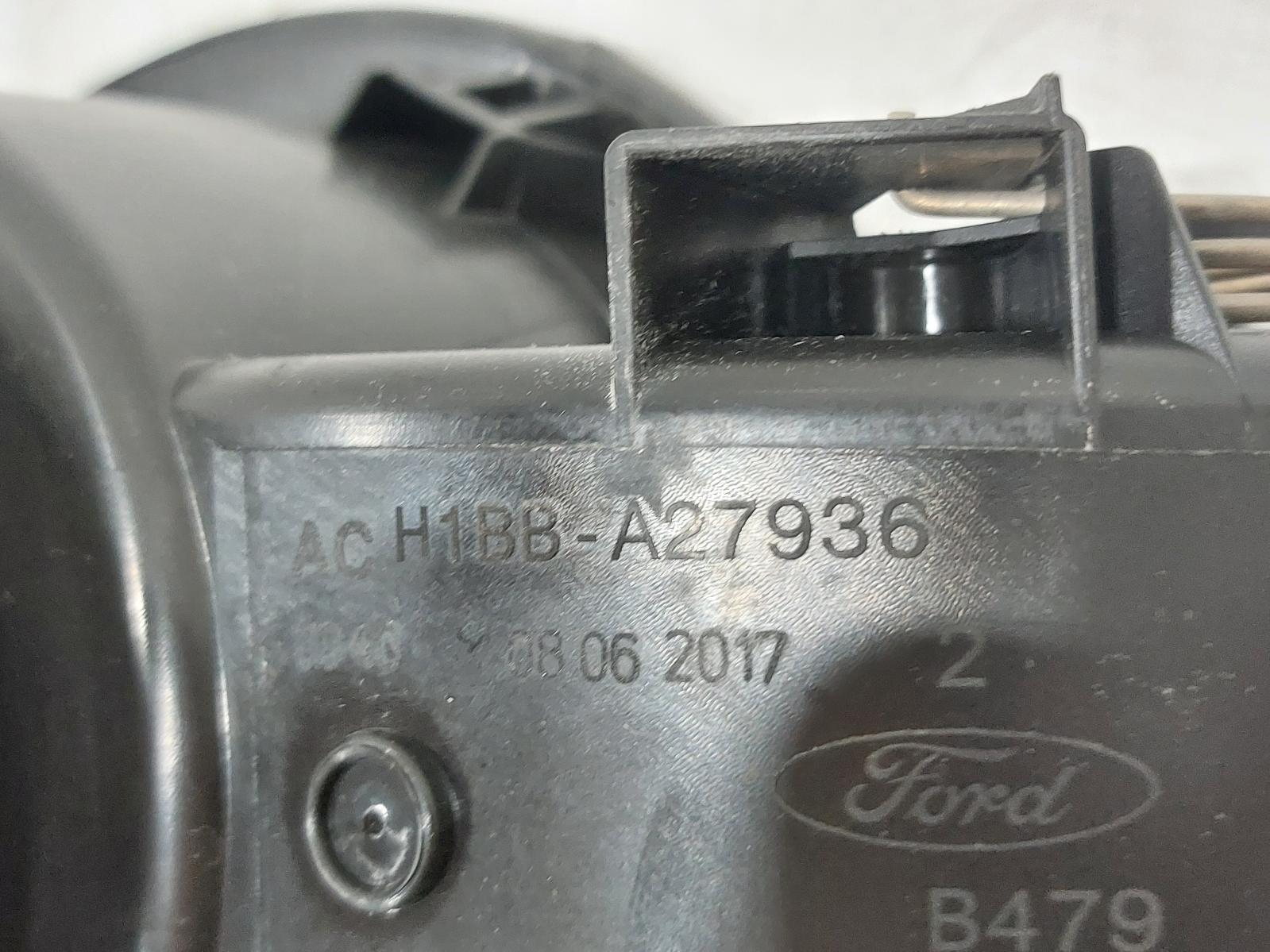 2017 FORD FIESTA Mk8 1084 Petrol Grey Fuel Filler Flap & Cap eBay