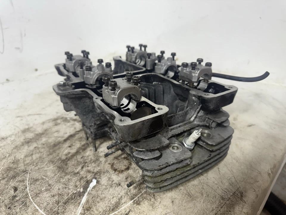 Yamaha Radian YX600 FJ600 FZ600 1986-1990 culata de extremo superior del motor Foto 2 de 4