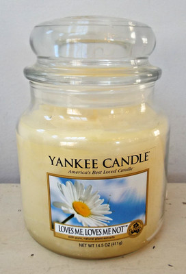 Yankee Candle Loves Me Loves Me Not Medium Jar 14.5 oz 2012 RARE Retired Yellow