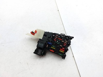SKODA OCTAVIA MK3 5E 2017 1.5 PETROL FUSE RELAY BOX