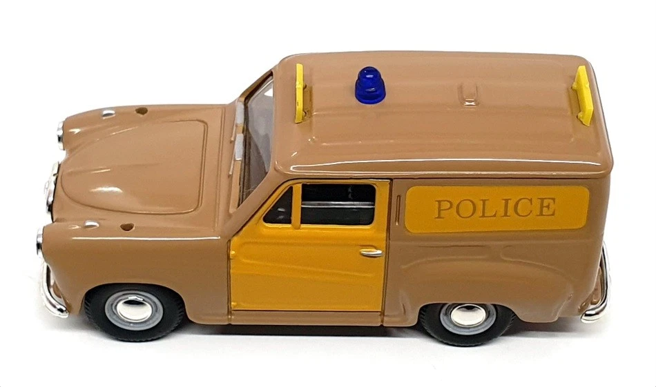 Vanguards 1/43 Scale VA17005 - 1956 Austin A35 Van - Wiltshire Constabulary - Image 4 of 4