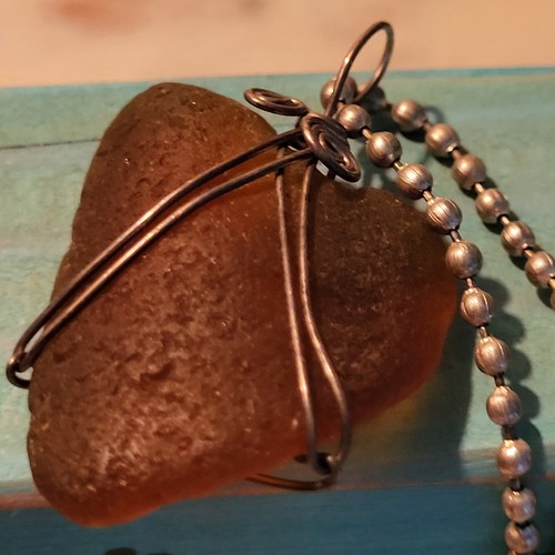 Collana e orecchini in vetro marino del Maine - Foto 6 di 12