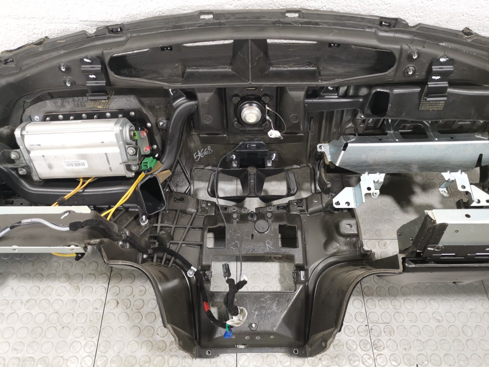 Maserati GRANTURISMO Sport M145 2014 4.7 L Dashboard Panel Upper Lower Black OEM