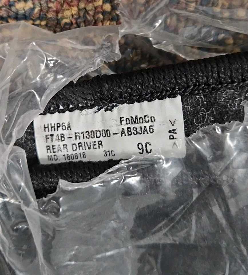 Juego de alfombrillas negras Ford Edge 2015-2020 OEM MQ1F0157AA 4 piezas coche nuevo sellado Foto 4 de 4