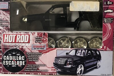 SEALED Classic Metal Works 1/24 2002 Cadillac Escalade Hot Rod