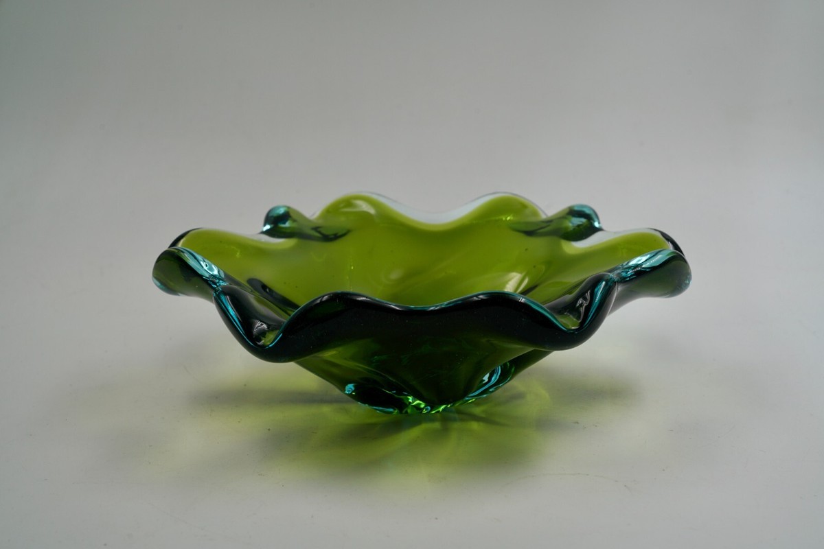 工芸品 Vetri Murano Ashtray 工芸品 Vetri Murano Ashtray Multi Faceted Murano Glass