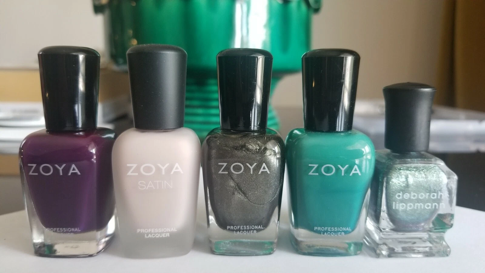 Lot of 4 ZOYA Nail Polish Tris, Ana/Satin, Cecilia, Lidia + GIFT