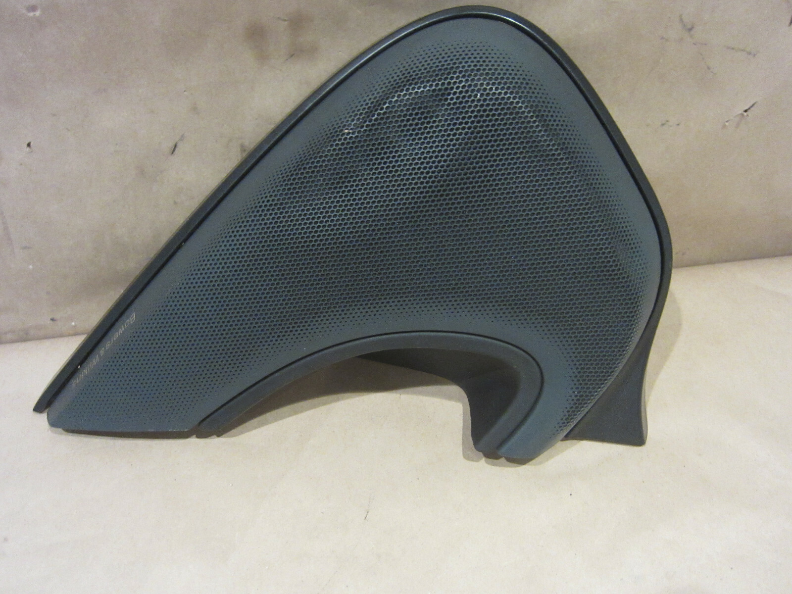 McLaren 570S - RH Inner Door Speaker Grille Assy  - P/N 13N0534CP