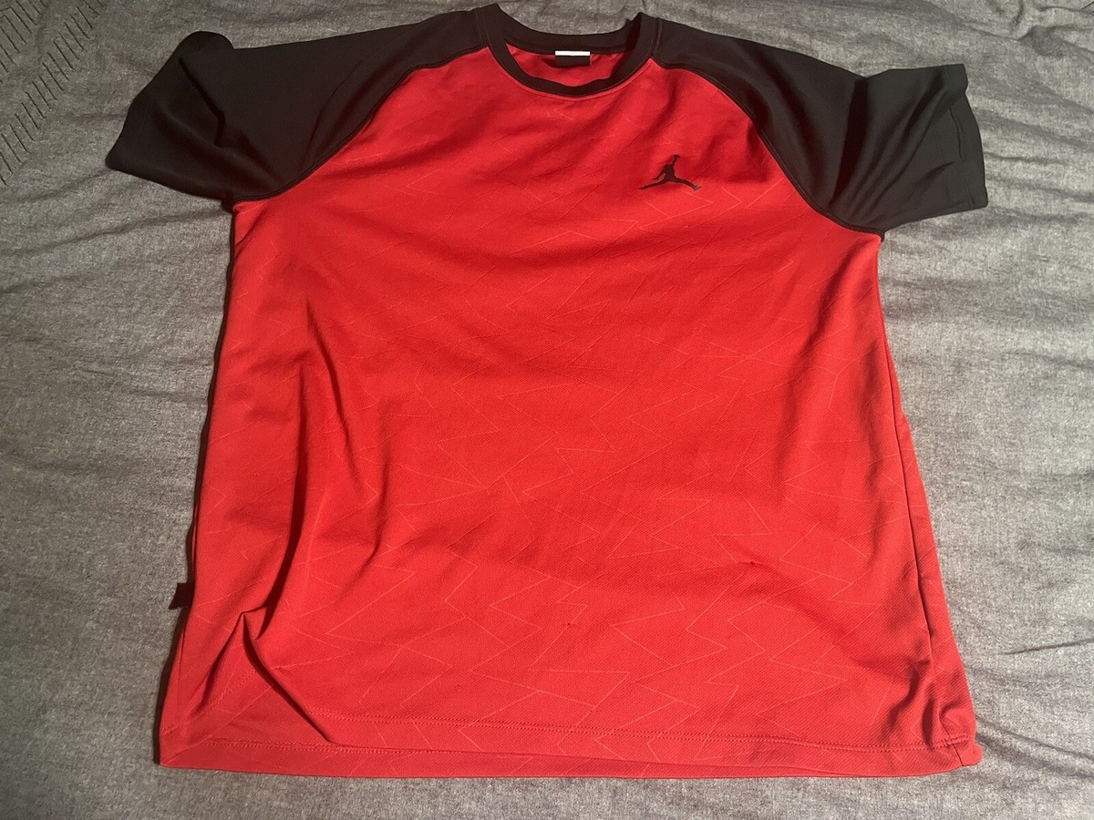 JORDAN Men Adult LARGE Black Fade Short Sleeve Red JUMPMAN Logo