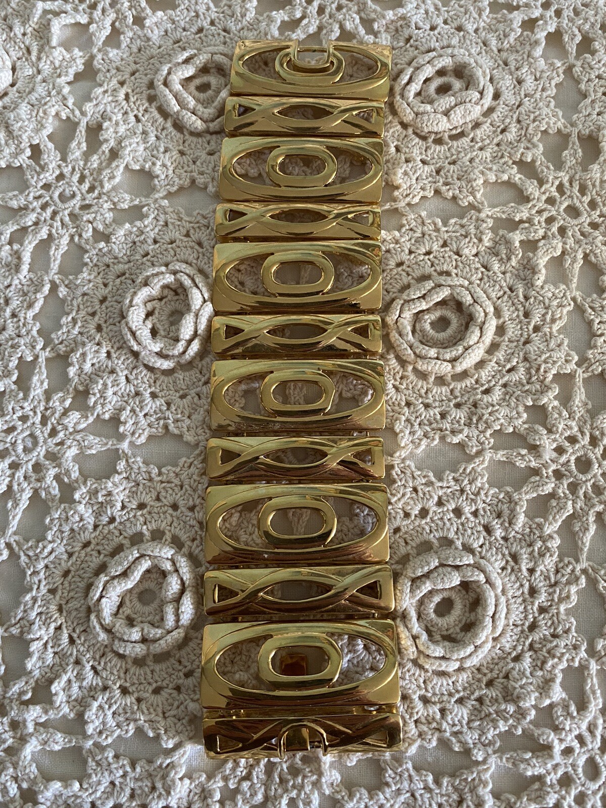 Kenneth Jay Lane Goldtone Bracelet Signed Kenneth… - image 8