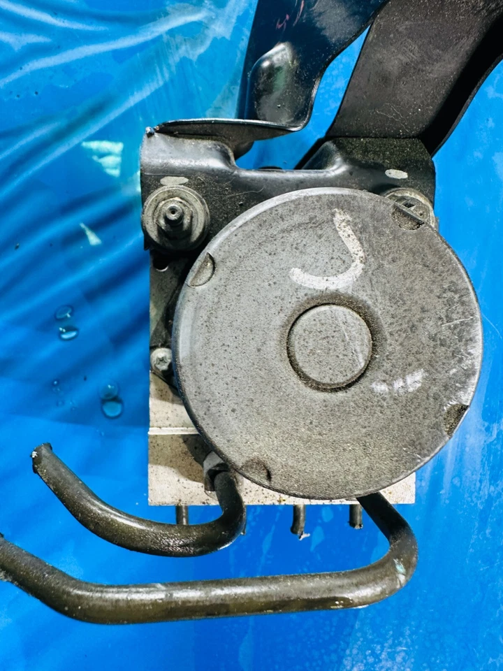 🐼 Bomba ABS Nissan Altima 2012 Foto 3 de 4