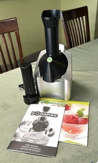 Yonanas 902 Classic Dessert Fruit Soft Serve Maker Black