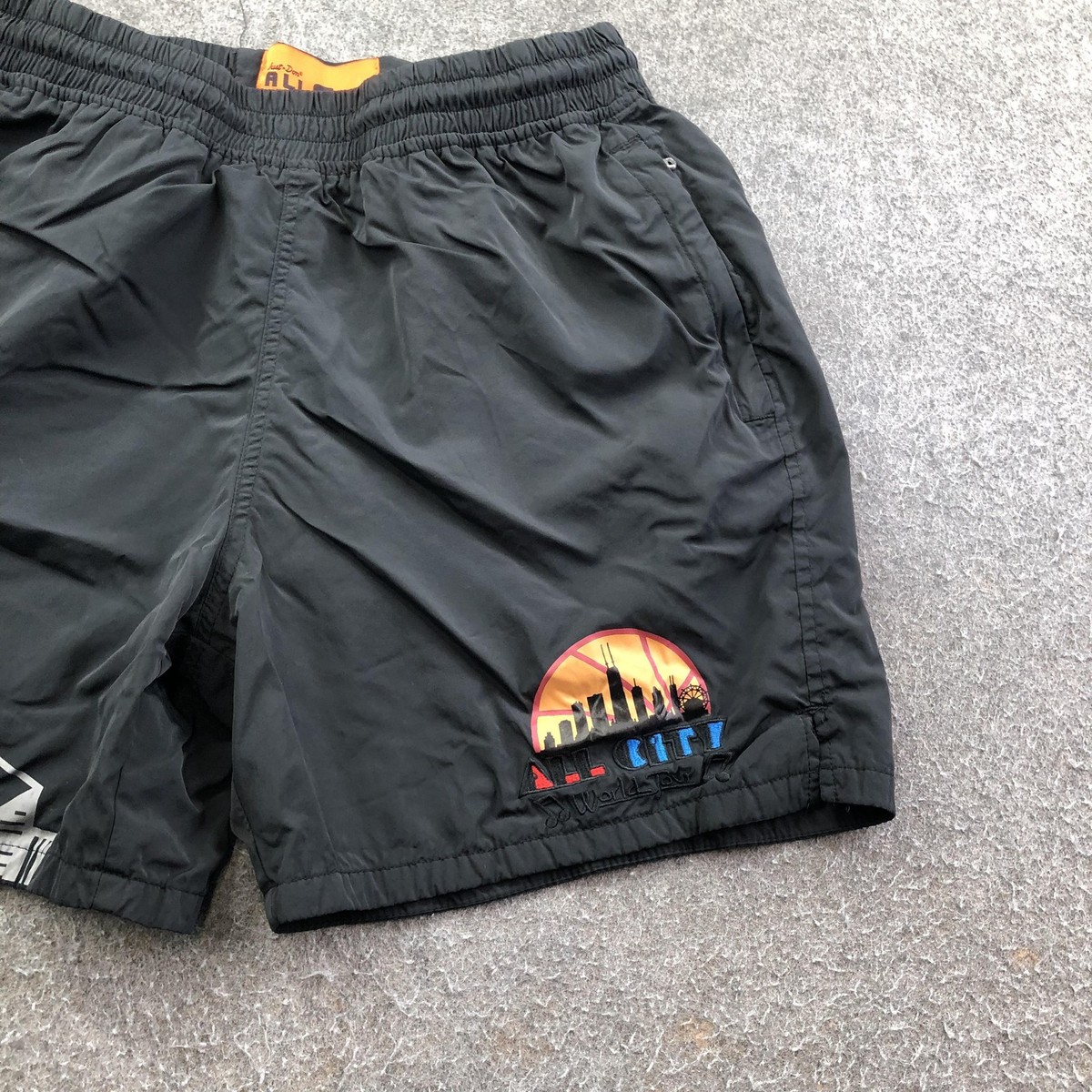 Just Don Shorts Mens Medium Black Windbreaker All City Skyline 7