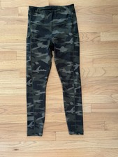 Athleta Women's Size XS Green Camo Contender 7/8 Tight in Powerlift Gym Run