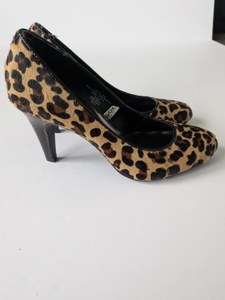 Tacón de cuero estampado leopardo Merona talla 7 Foto 4 de 4