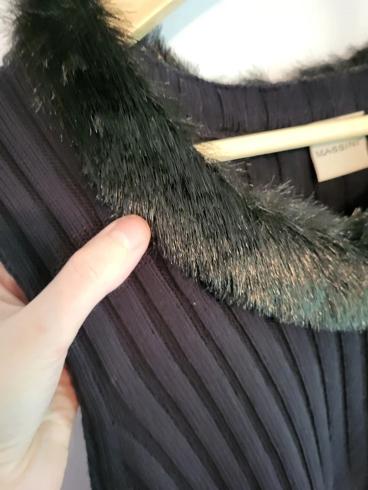 Vintage Women's Black Fur Trim Sweater Tank Top Vest L / XL ☆ MOB WIFE - Image 2 of 4