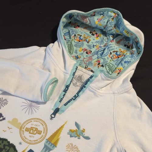 Girls Disney World Discover the Magic 1971 Sweatshirt Hoodie Kids Size Medium