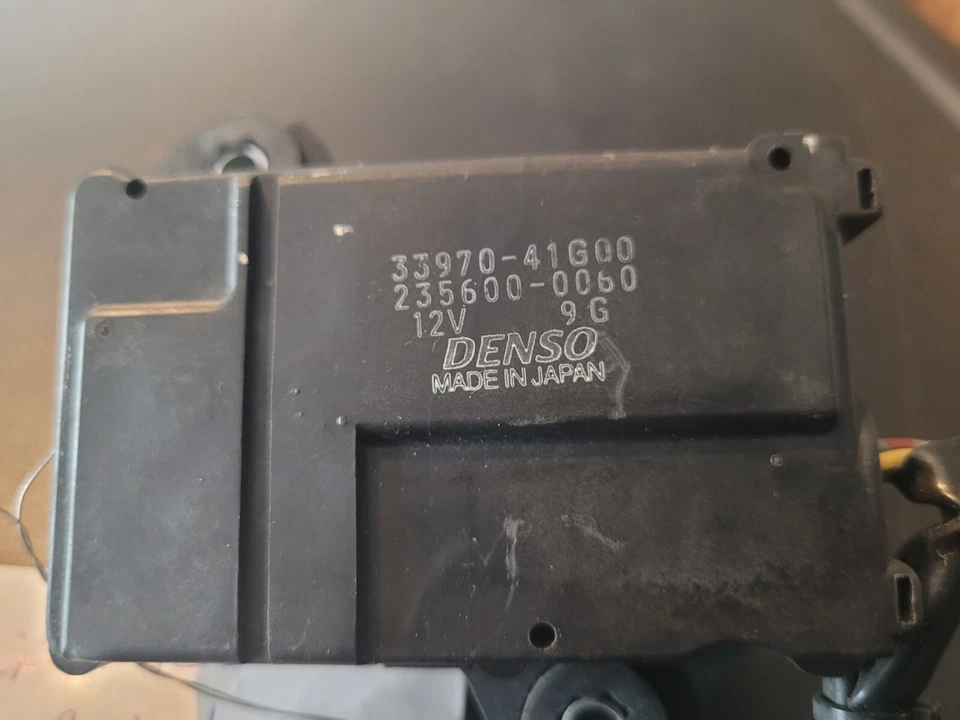 Actuador de control de escape 600 750 1000 para Suzuki GSXR750 2004-2007 Foto 4 de 4