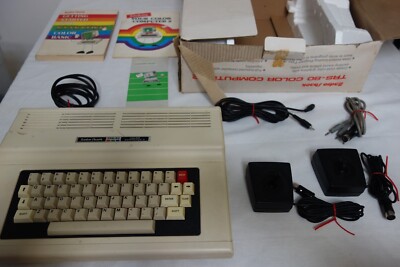 Tandy TRS-80 64K Color Computer 2 26-3136 Radio Shack W/Box Cords 