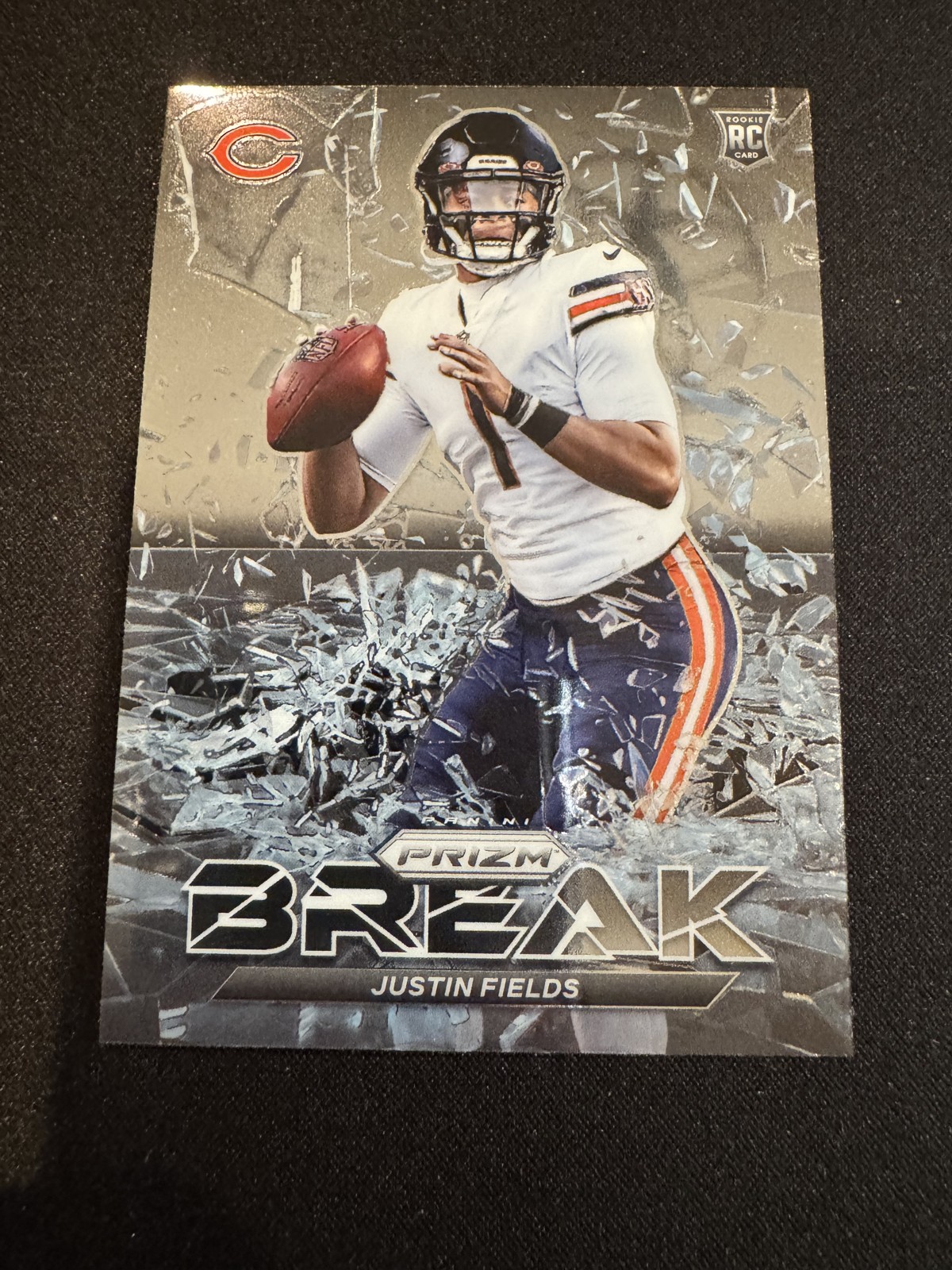 2021 Panini Prizm - Prizm Break Justin Fields #PB-8 No Huddle Prizm (RC)