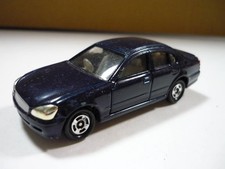 [ 00] Diecast Car 1/65 Nissan Cima (Blue) 2001 