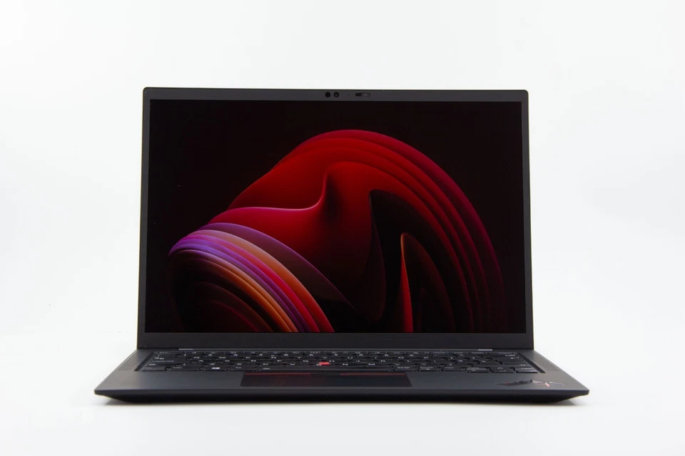 Lenovo ThinkPad X1 Carbon Gen 9 14" Laptop Intel i5 11th Gen 8 GB RAM 256 GB SSD, photo 1 of 5