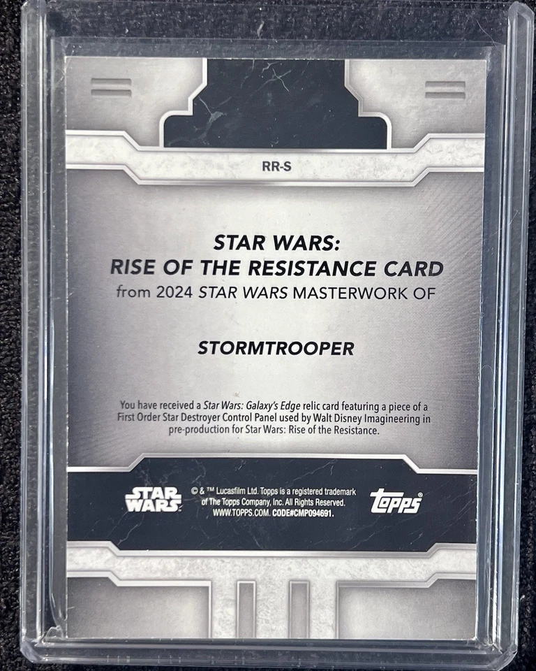 Stormtrooper STAR WARS MASTERWORK - Rise of the Resistance Relic - Image 2 of 2