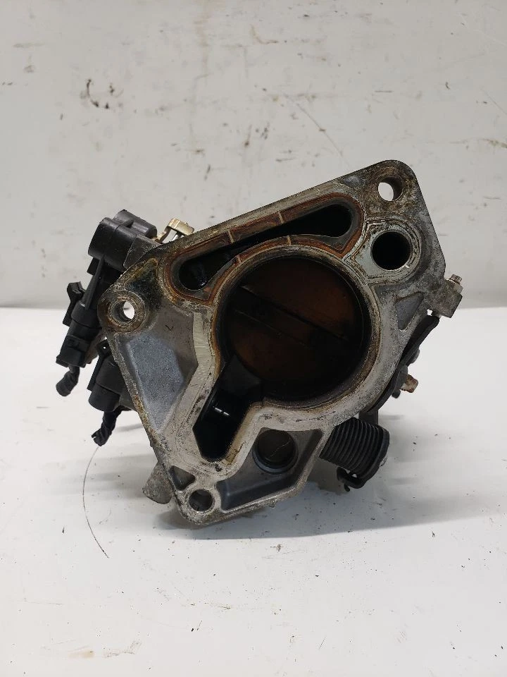 节气门车身节流阀组件 6-231 3.8L 适合 94-95 LESABRE 1420709 — 第 2/4 张图片