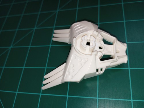 1 Hero Factory Lego 87801 Chest Armor with Triple Spiked Shoulders White Retired - Picture 8 of 24