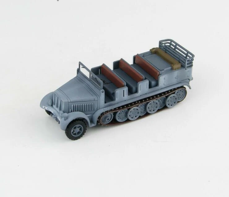 HM  WWII Sd  Kfz 7 German 8 Ton Half Track WL-427172  1/72 DIECAST MODEL TANK - Image 2 of 4