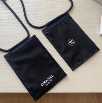 本日限定セール　CHANEL ブラック ケース Chanel La Collection Passport holder case Black Novelty 18x13cm w