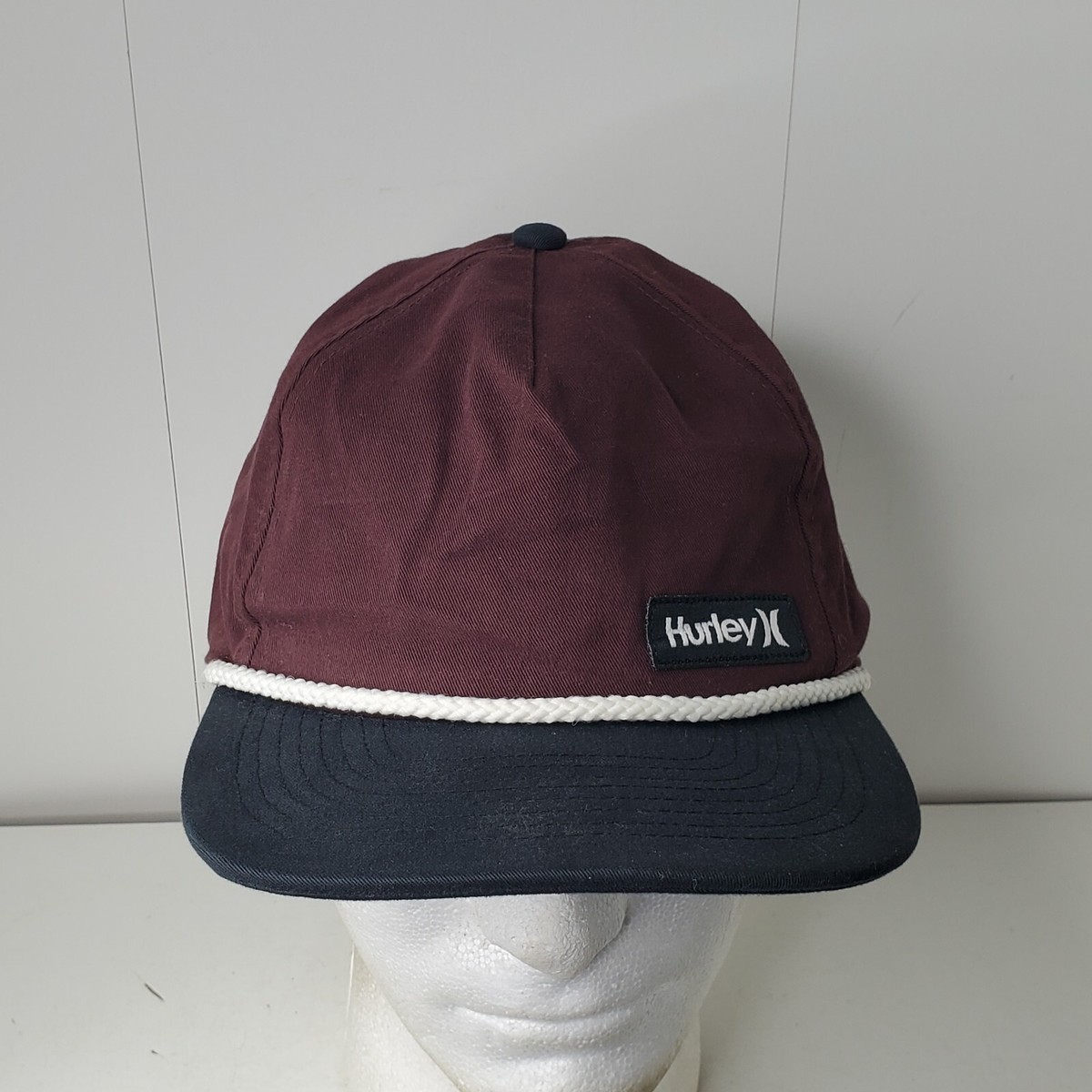 hurley nike dri fit snapback