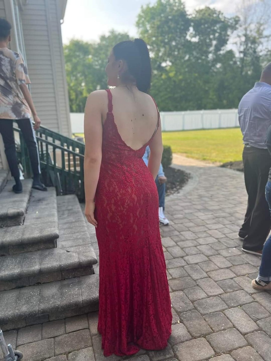 altered prom dress Professional Prom Dress Alterations Near you: What to Expect The Dress Outlet