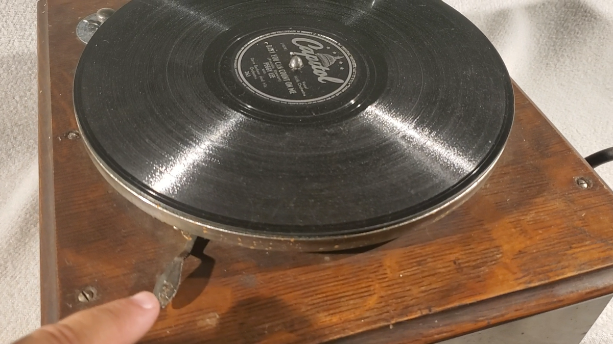 Victor Model VV IV Talking Machine Record Player Original