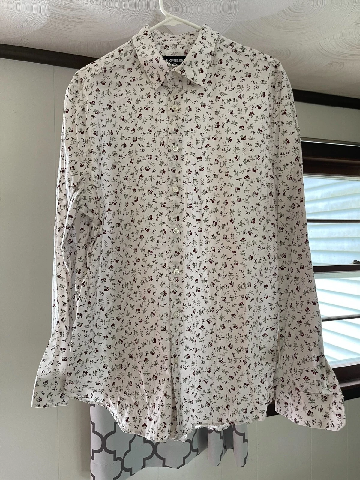 Very Nice Express Men 1MX Button Down Shirt - White Floral - LS Size L