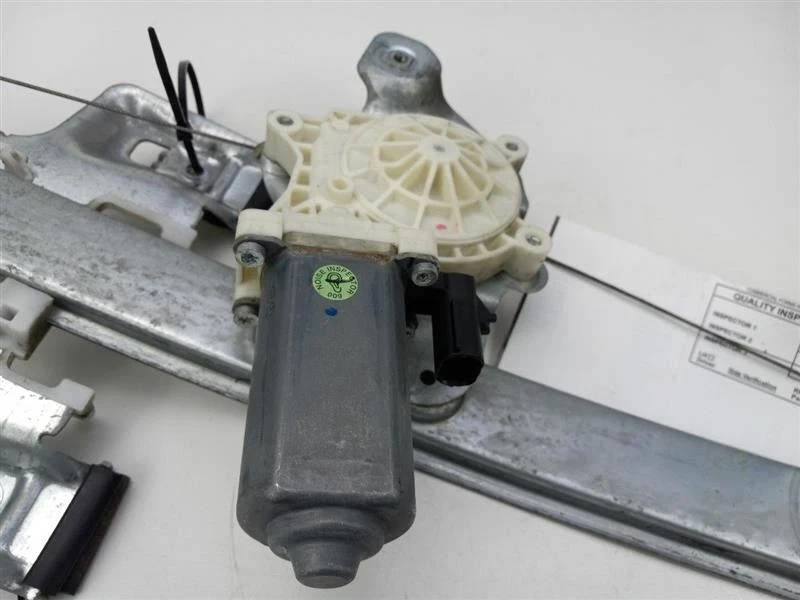 2005 - 2010 CHRYSLER 300 REAR RIGHT WINDOW REGULATOR - Image 3 of 4