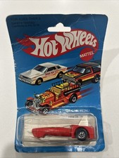 Hot Wheels 1982 Red Tricar X8 No. 1130 Unpunched