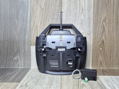 Futaba Attack RC Sender & Empfänger Set 2CH AM 40MHz T2ER & FP-R122JE getestet